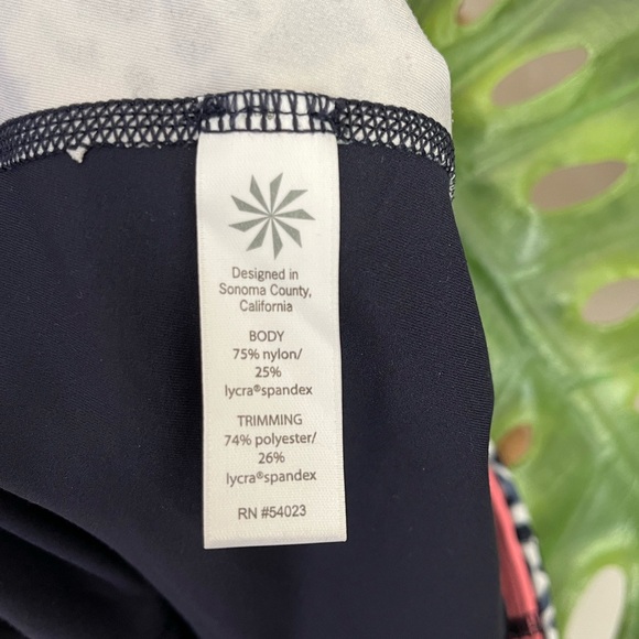 Athleta Petal Salutation 7/8 ankle leggings, size S - Picture 13 of 13